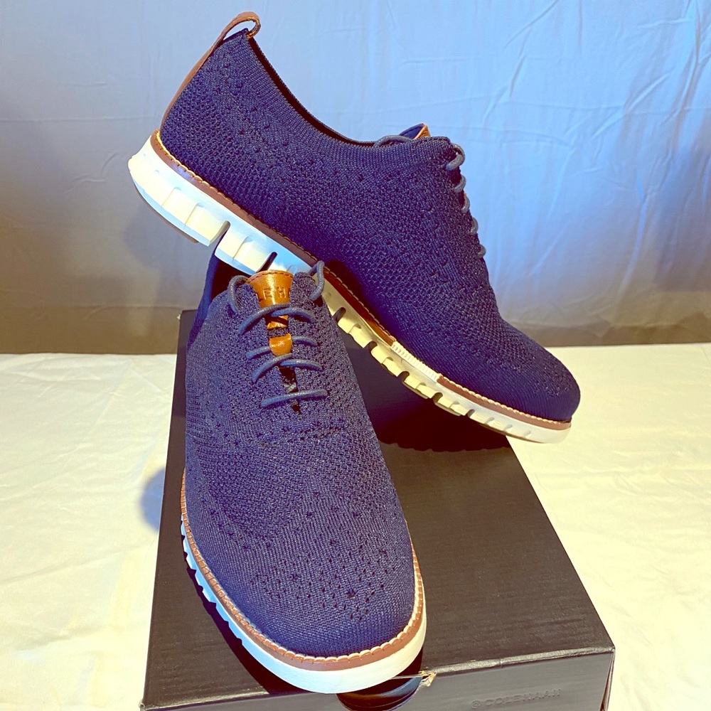 COLE HAAN NWT AND BOX NAVY BLUE ZEROGRAND SHOES
